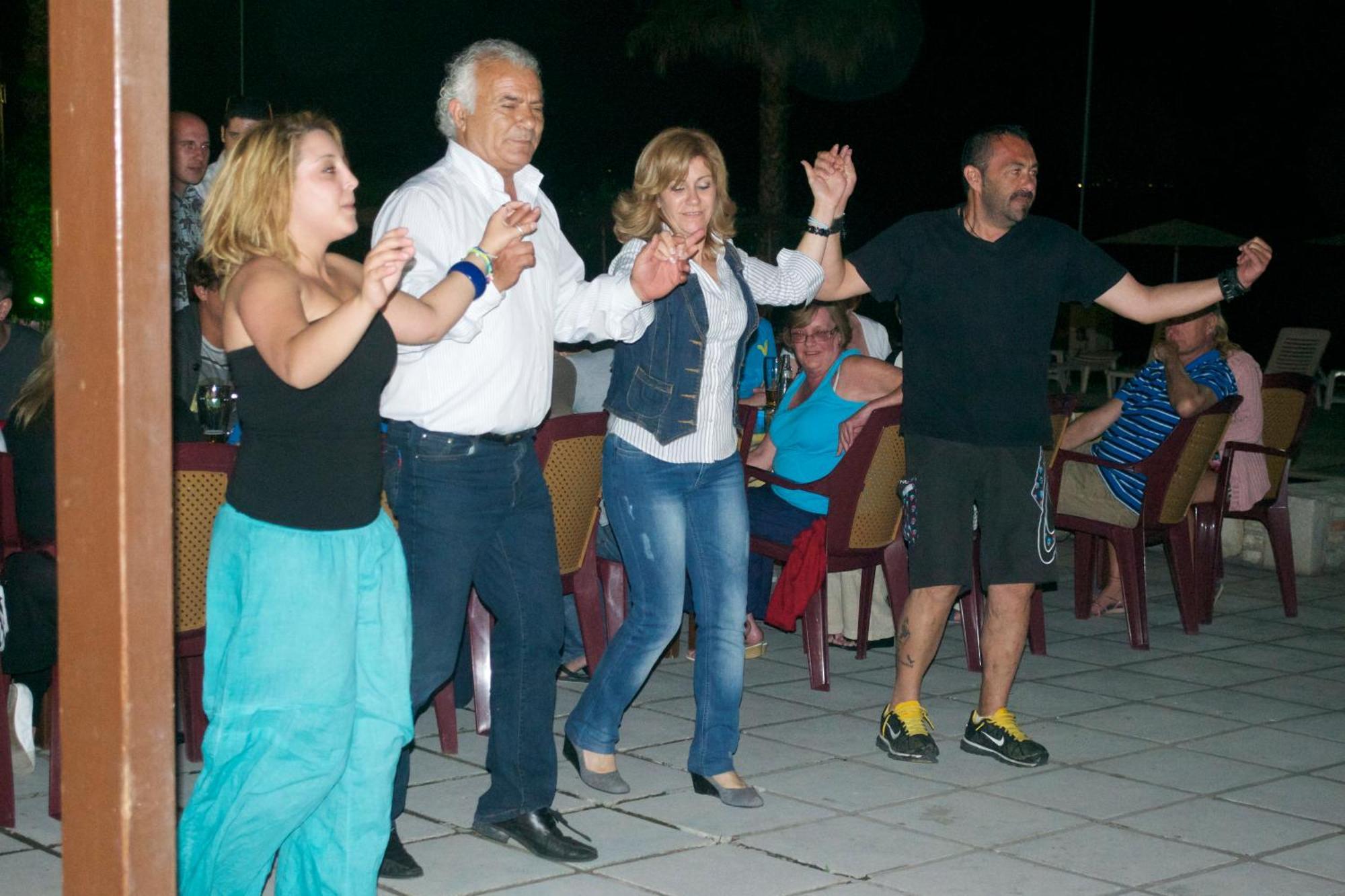 Ampavris Family Apartments Kos Bagian luar foto