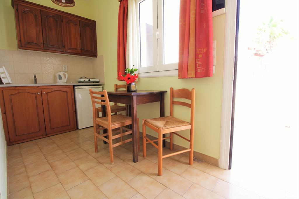 Ampavris Family Apartments Kos Bagian luar foto