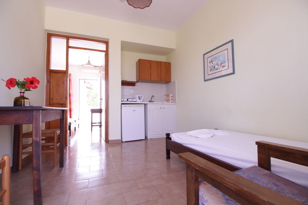 Ampavris Family Apartments Kos Bagian luar foto