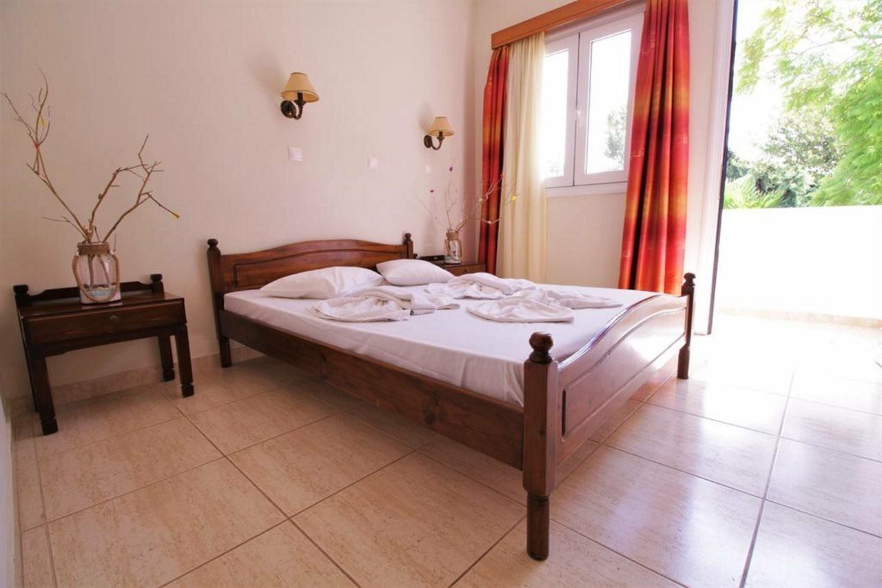 Ampavris Family Apartments Kos Bagian luar foto