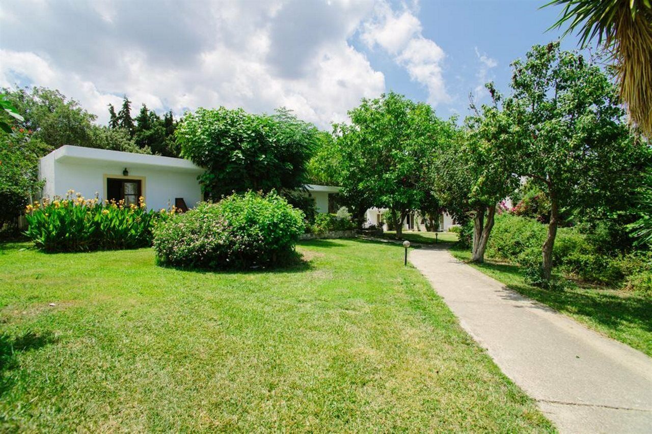 Ampavris Family Apartments Kos Bagian luar foto